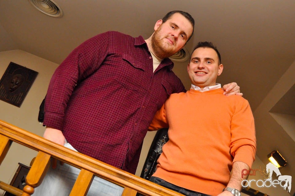 Karaoke în Zulu Caffe, Zulu Caffe