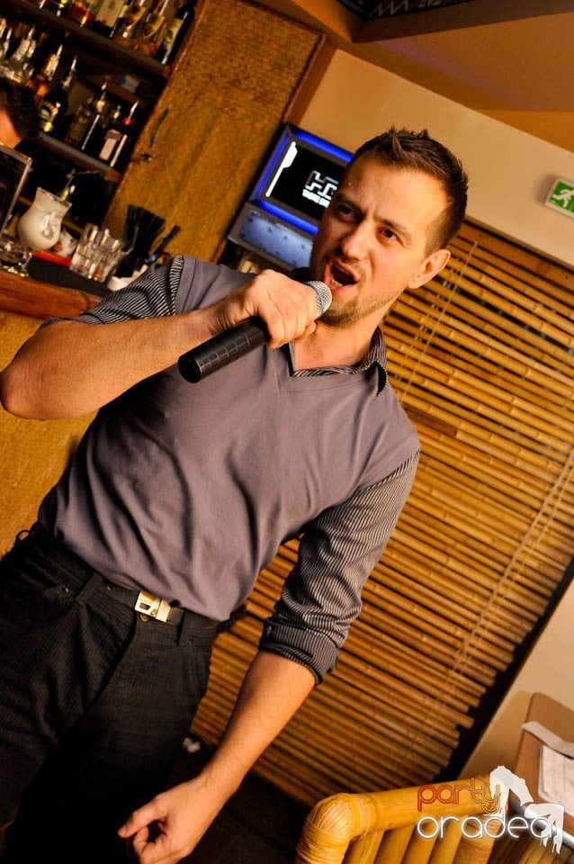 Karaoke în Zulu Caffe, Zulu Caffe