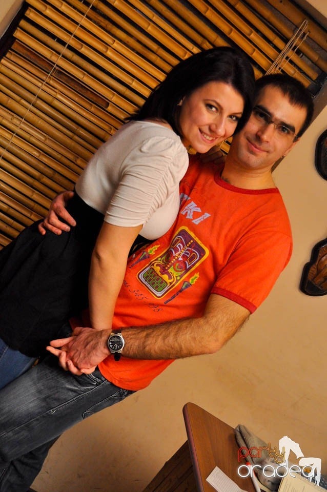 Karaoke în Zulu Caffe, Zulu Caffe