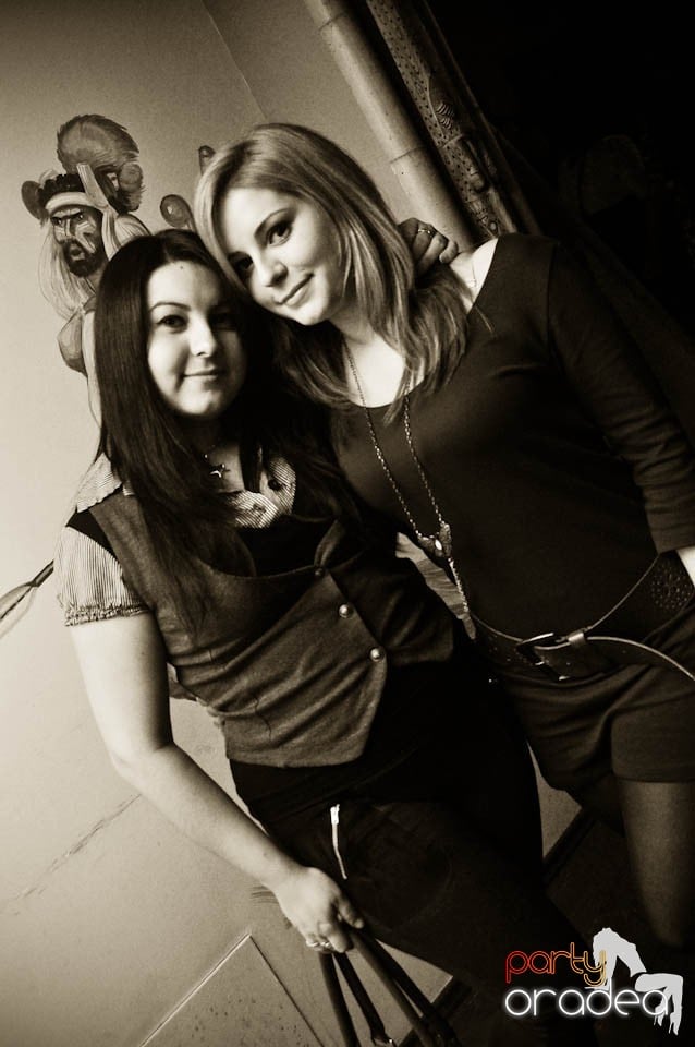 Karaoke în Zulu Caffe, Zulu Caffe