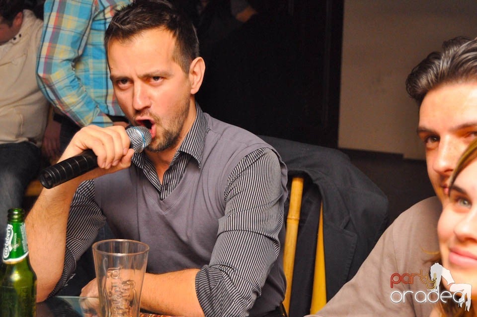 Karaoke în Zulu Caffe, Zulu Caffe