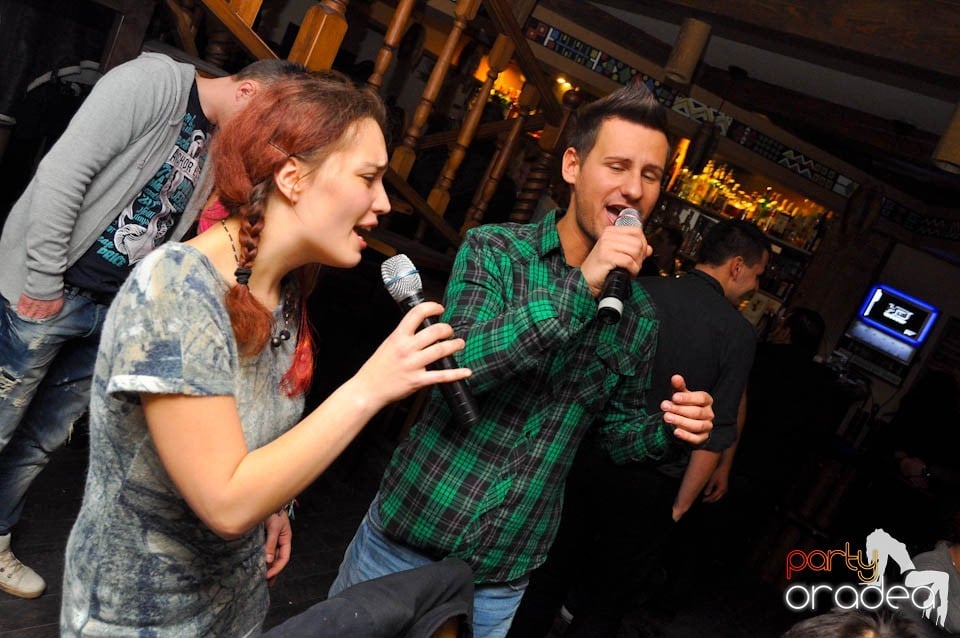 Karaoke în Zulu Caffe, Zulu Caffe