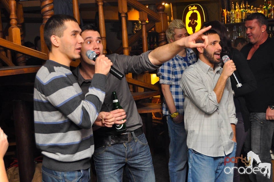 Karaoke în Zulu Caffe, Zulu Caffe