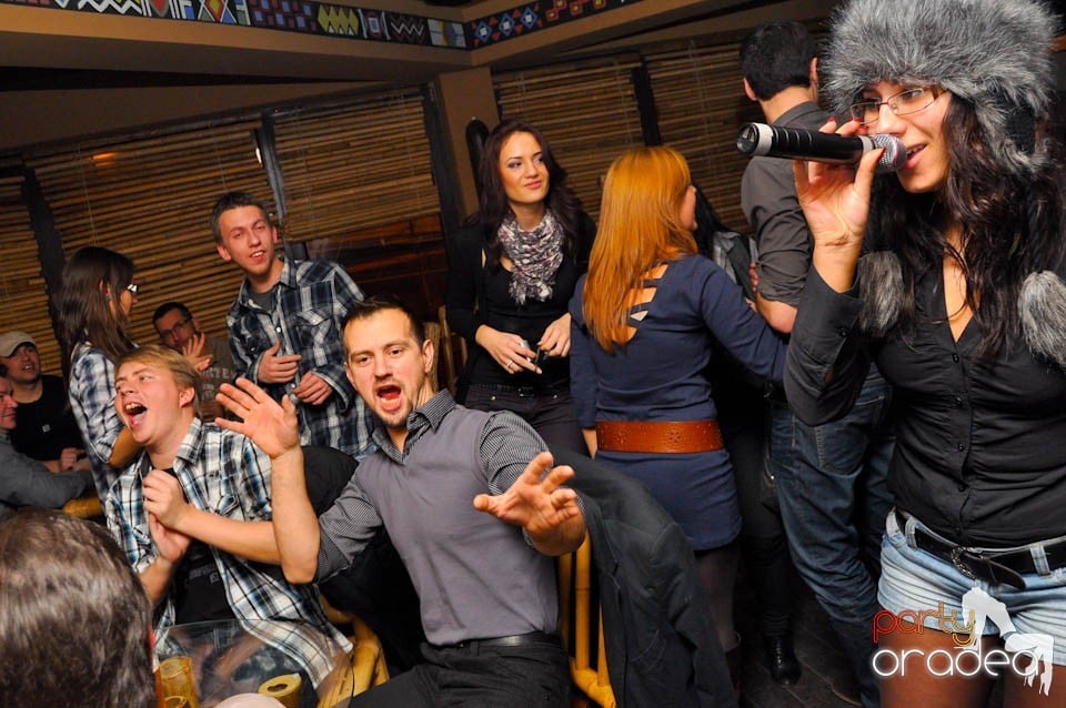 Karaoke în Zulu Caffe, Zulu Caffe