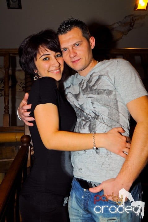 Karaoke în Zulu Caffe, Zulu Caffe