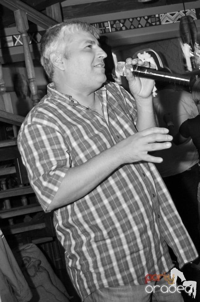 Karaoke în Zulu Caffe, Zulu Caffe