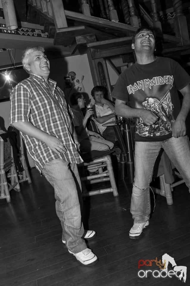 Karaoke în Zulu Caffe, Zulu Caffe