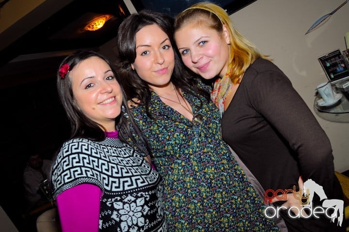 Karaoke în Zulu Caffe, Zulu Caffe