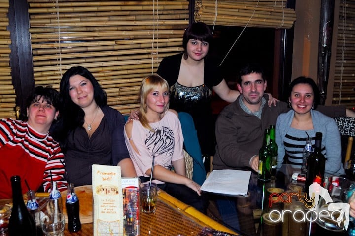 Karaoke în Zulu Caffe, Zulu Caffe