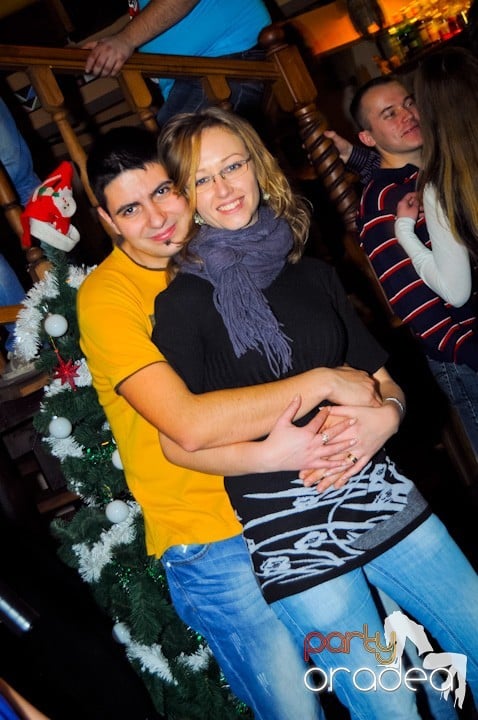 Karaoke în Zulu Caffe, Zulu Caffe