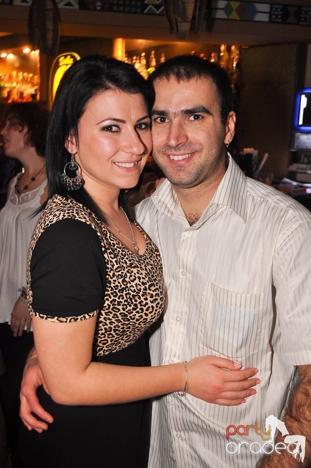 Karaoke în Zulu, Zulu Caffe