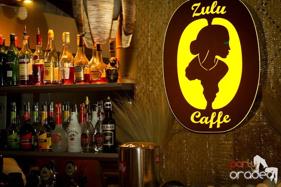 Karaoke în Zulu, Zulu Caffe