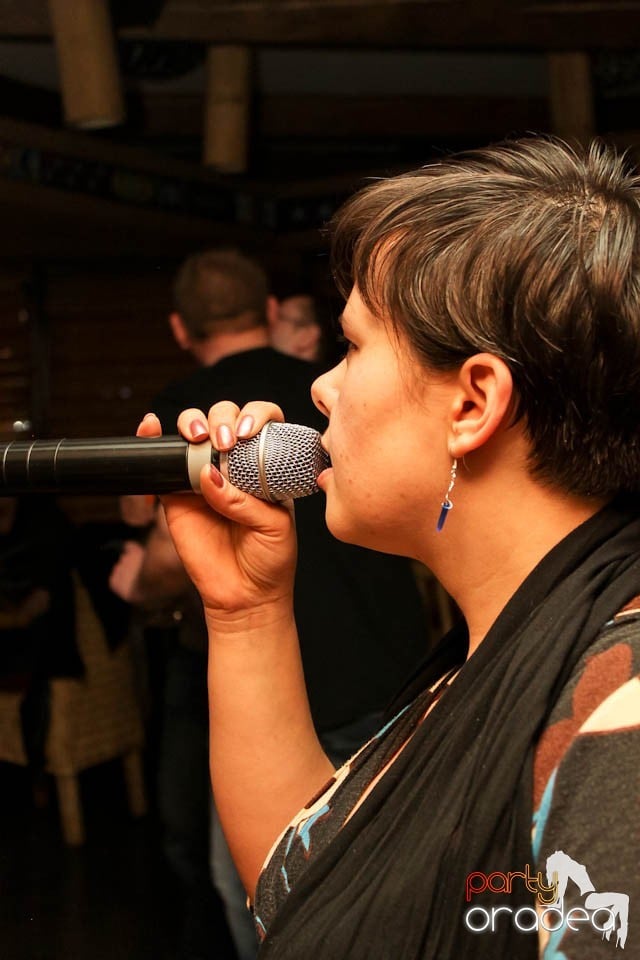 Karaoke în Zulu, Zulu Caffe