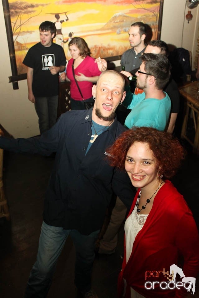 Karaoke în Zulu, Zulu Caffe