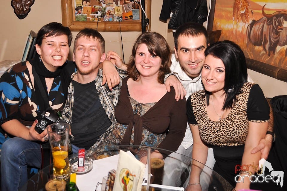 Karaoke în Zulu, Zulu Caffe