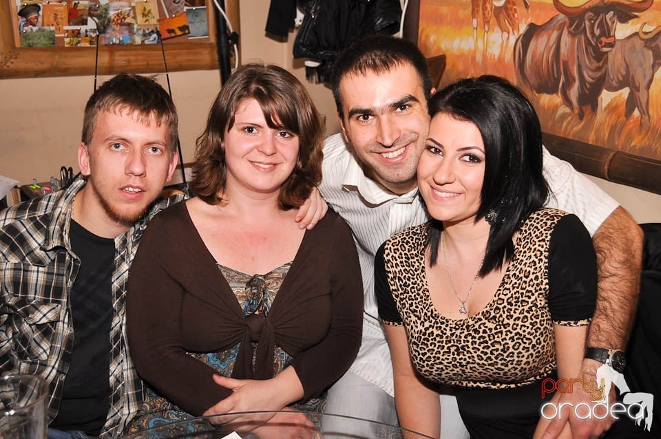 Karaoke în Zulu, Zulu Caffe