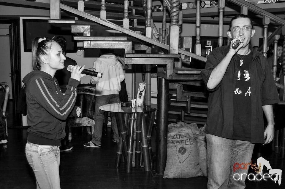 Karaoke în Zulu, Zulu Caffe