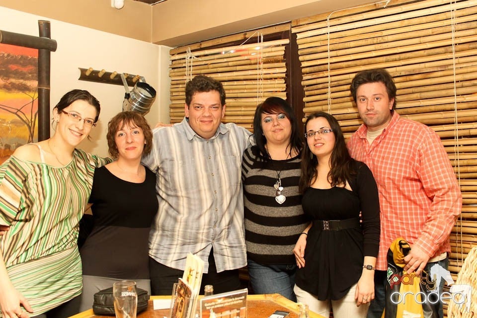 Karaoke în Zulu, Zulu Caffe