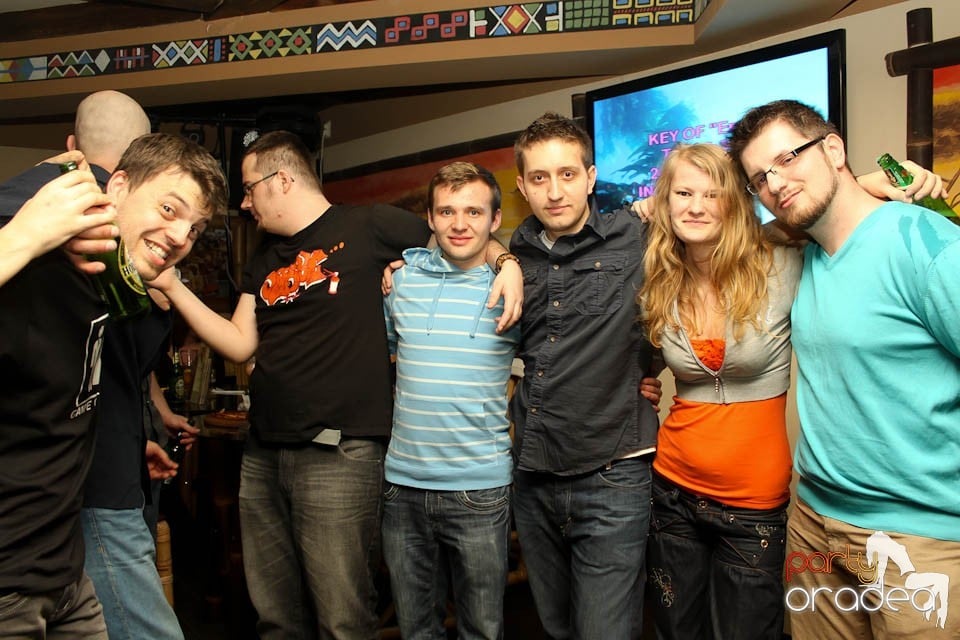 Karaoke în Zulu, Zulu Caffe