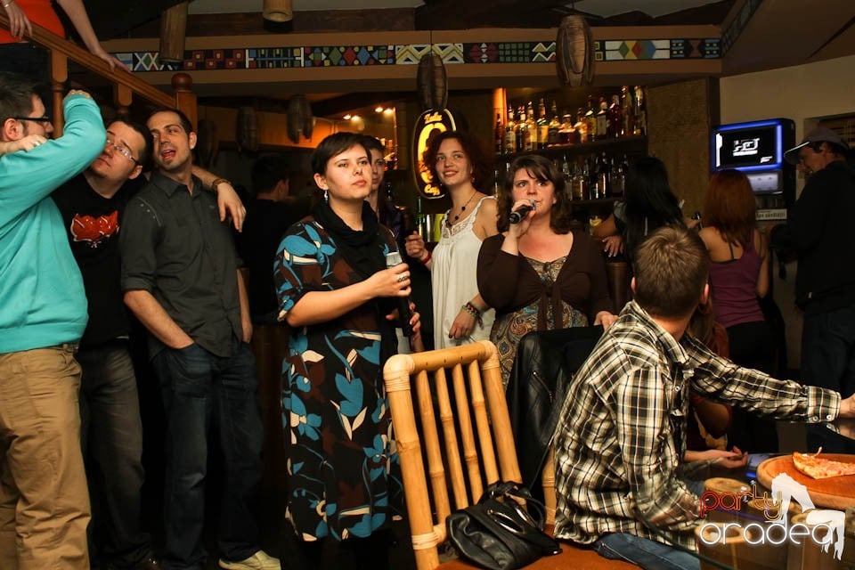 Karaoke în Zulu, Zulu Caffe