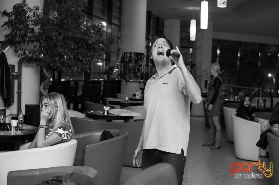 Karaoke Night, 