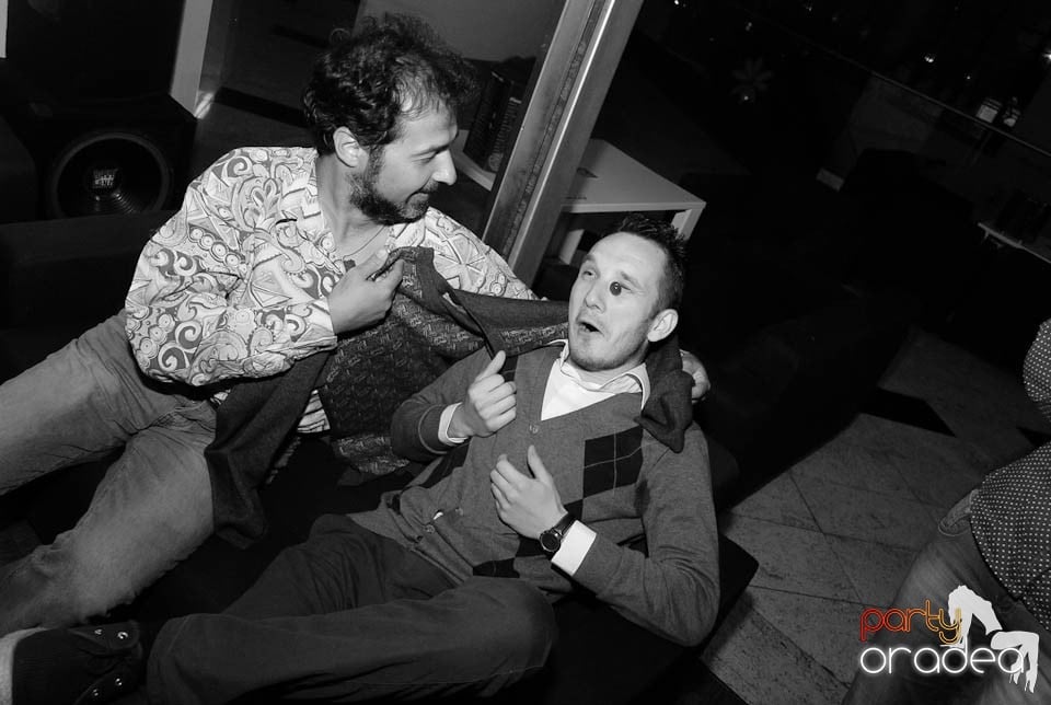 Karaoke Night @ Blondy's Art Café, 