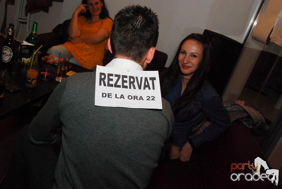 Karaoke Night @ Blondy's Art Café, 