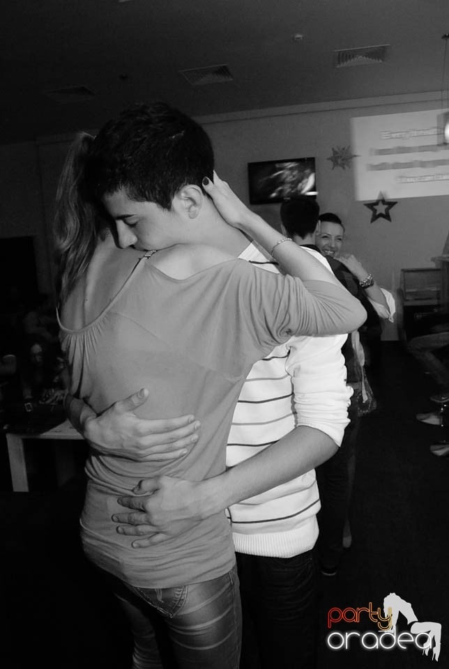 Karaoke Night @ Blondy's Art Café, 