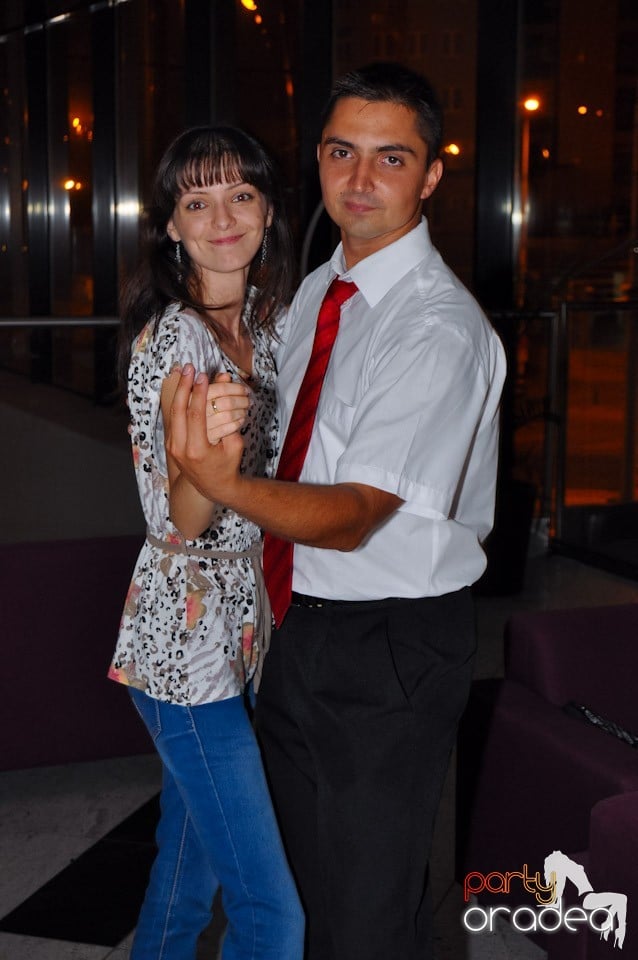 Karaoke Night @ Blondy's Art Café, 