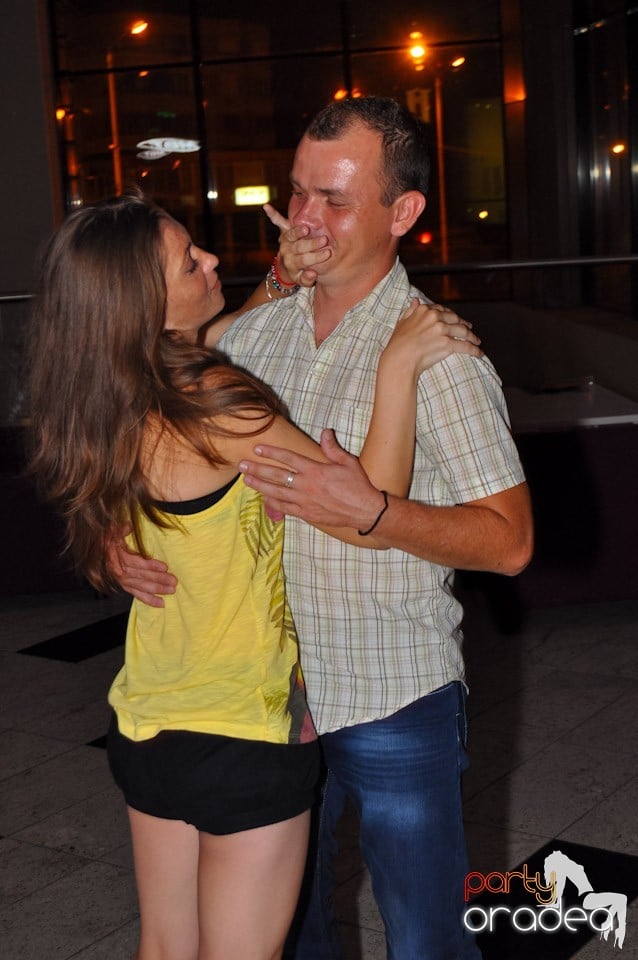 Karaoke Night @ Blondy's Art Café, 