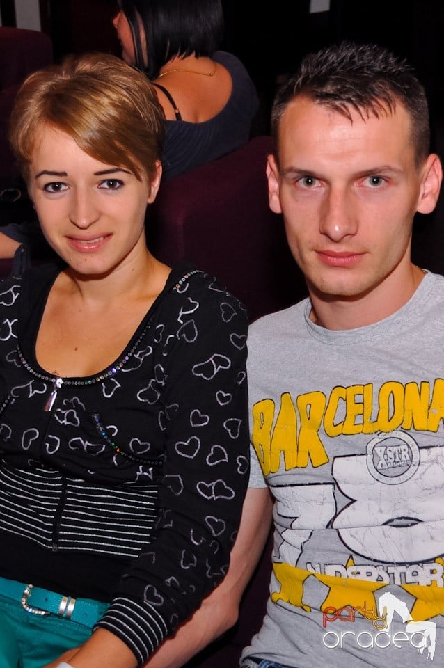 Karaoke Night @ Blondy's, 