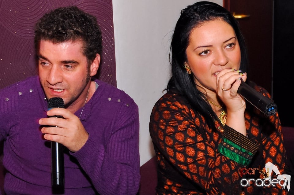 Karaoke Night @ Blondy's, 