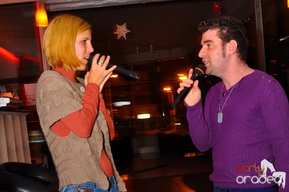 Karaoke Night @ Blondy's, 