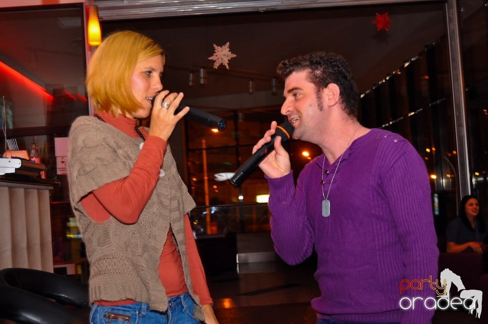 Karaoke Night @ Blondy's, 