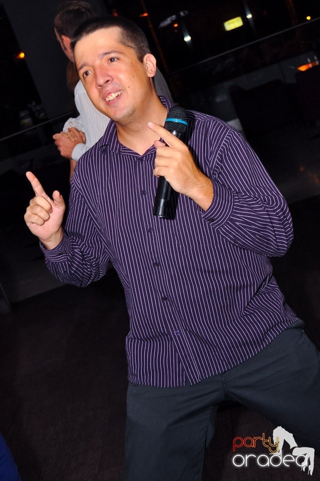 Karaoke Night @ Blondy's, 