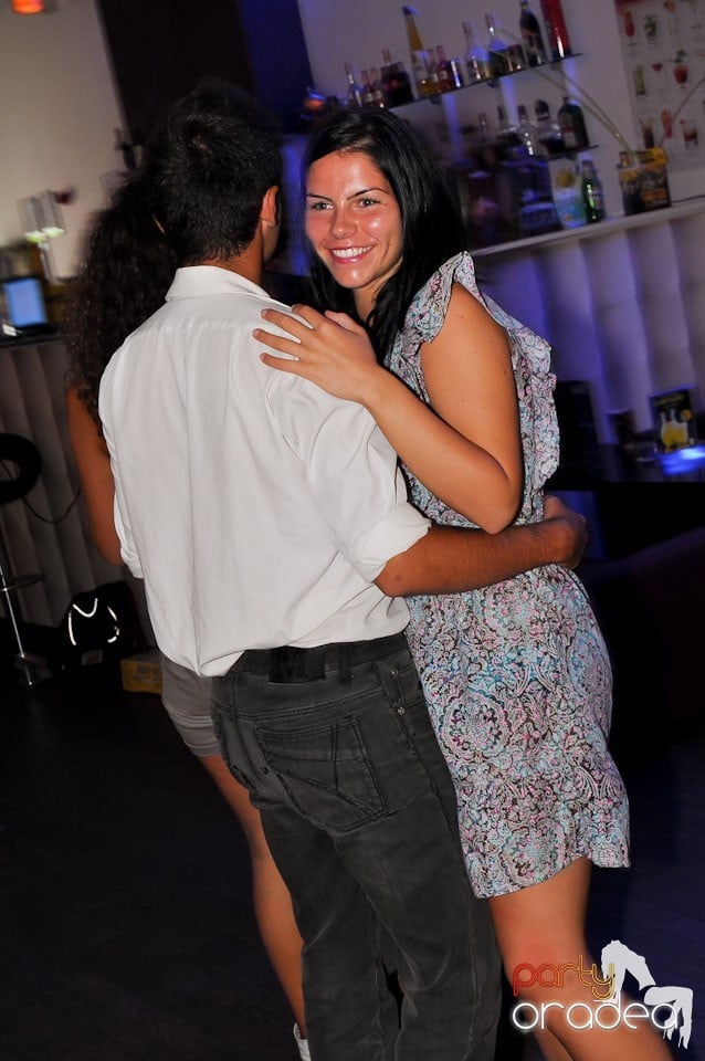 Karaoke Night @ Blondy's, 