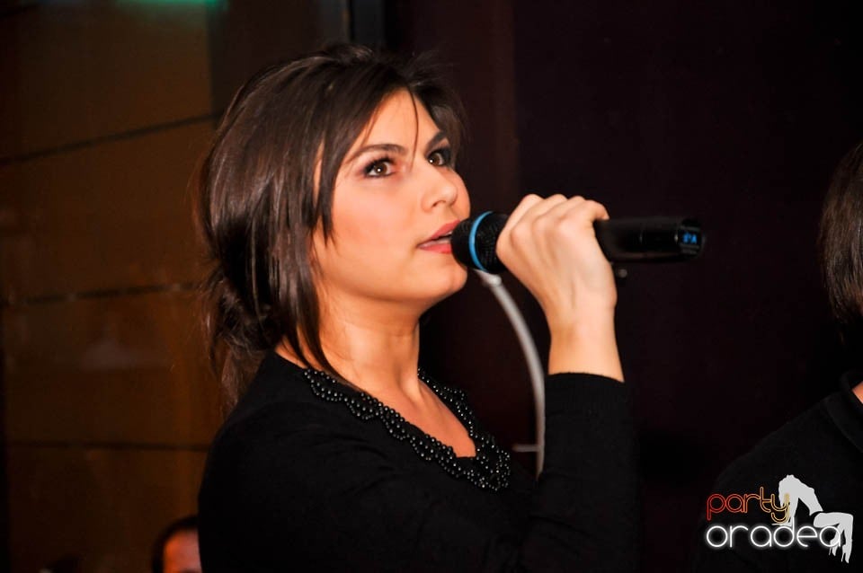 Karaoke Night în Blondy's, 