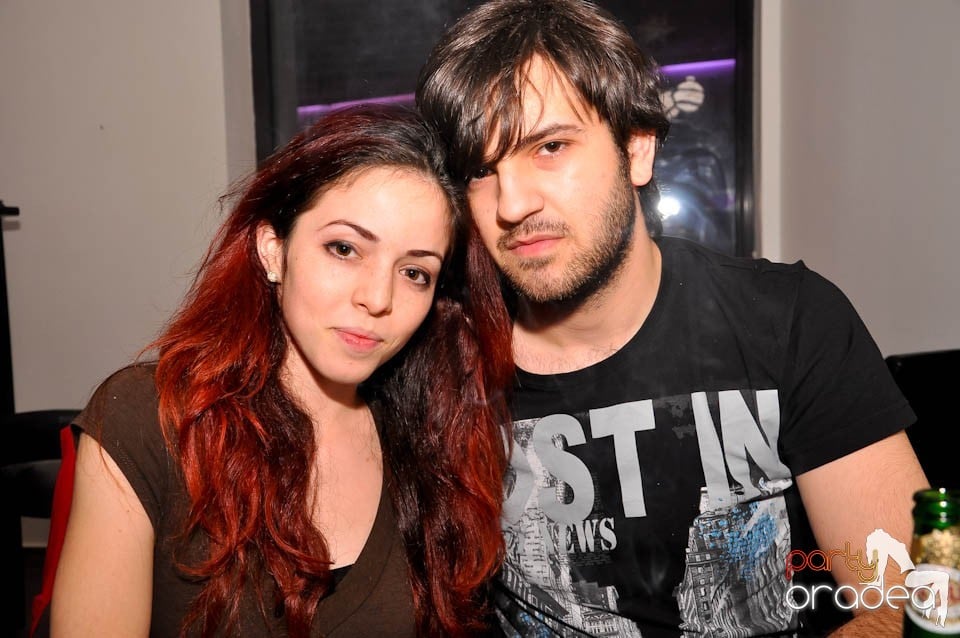 Karaoke Night în Blondy's, 