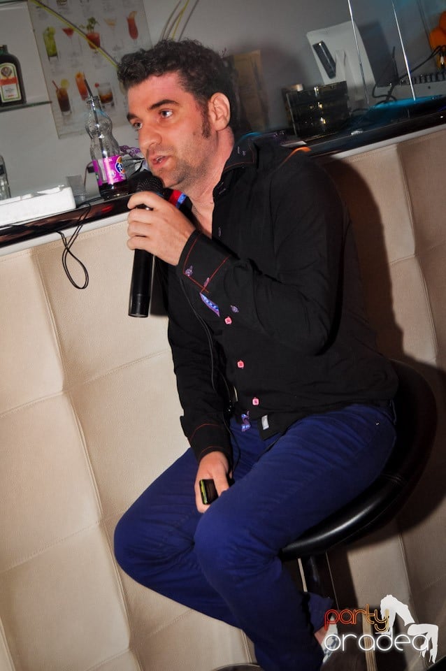 Karaoke Night în Blondy's, 