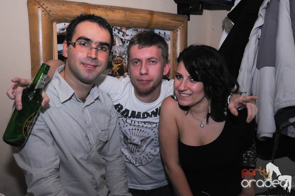 Karaoke Night @ Zulu Caffe, Zulu Caffe