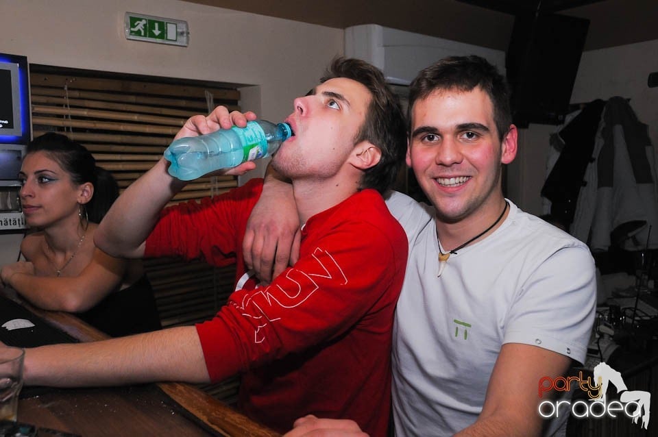 Karaoke Night @ Zulu Caffe, Zulu Caffe