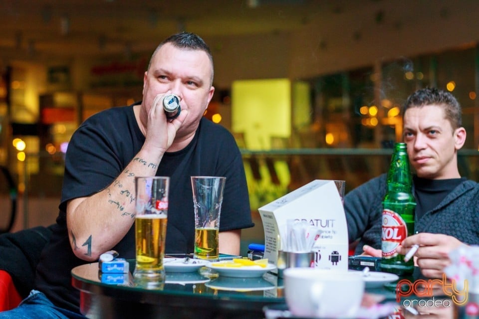 Karaoke Night, 