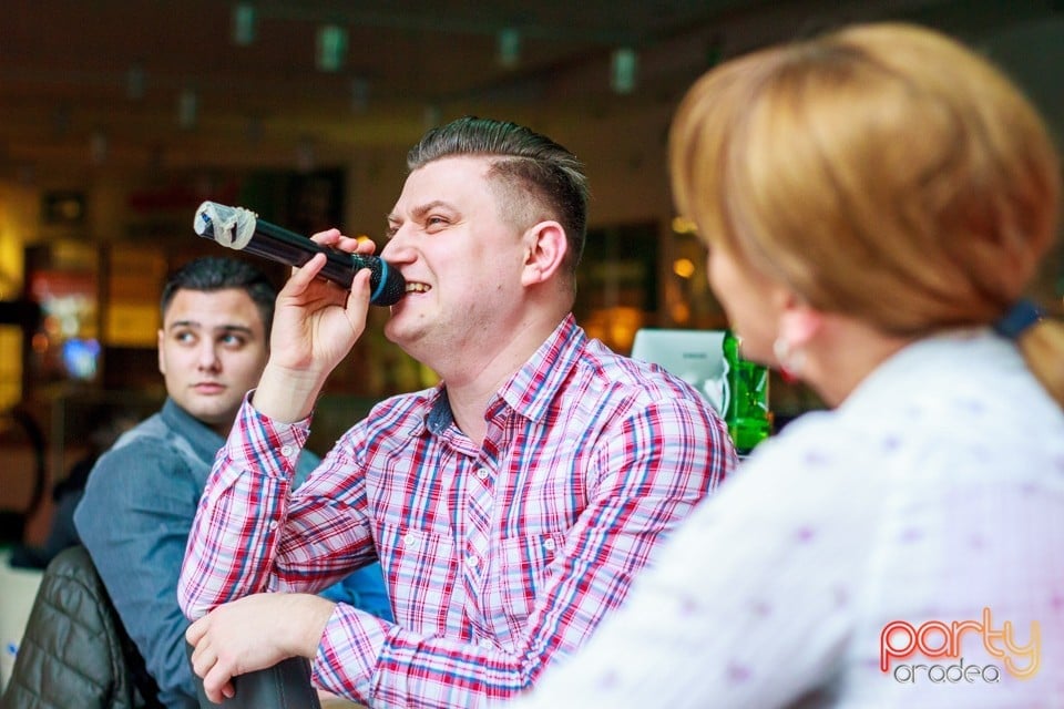 Karaoke Night, 