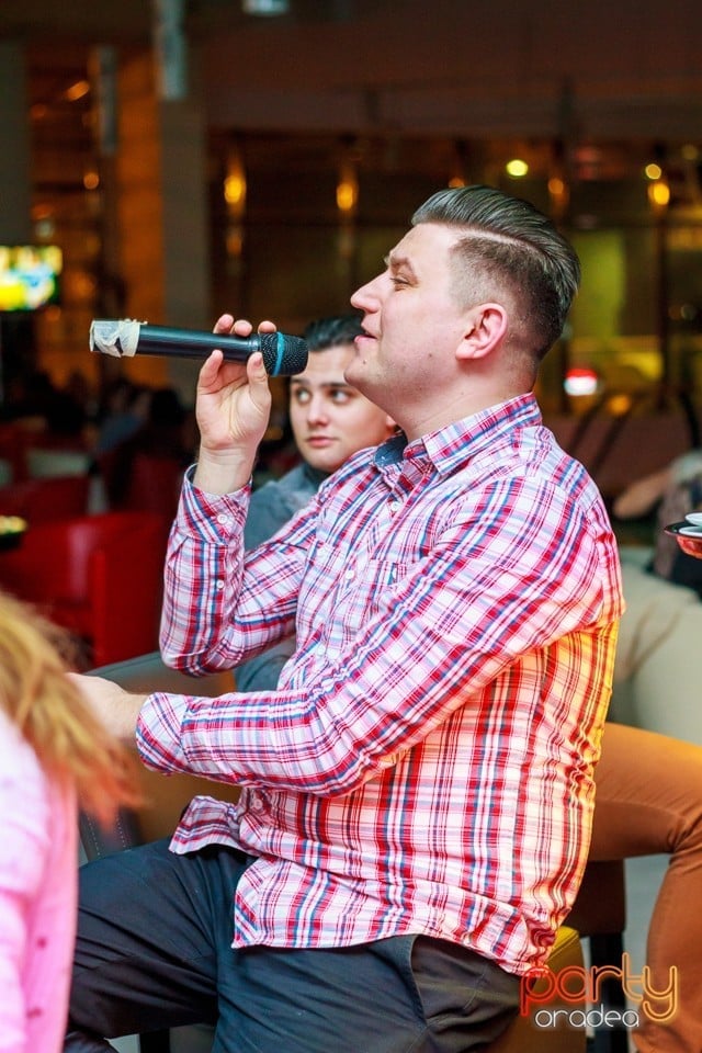 Karaoke Night, 