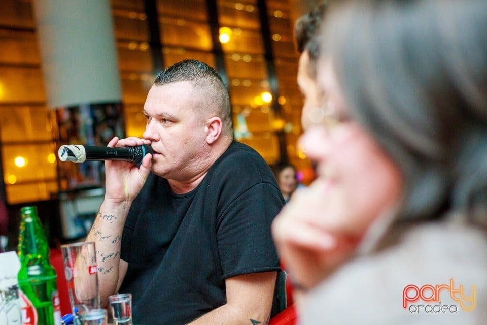 Karaoke Night, 