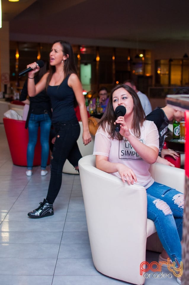 Karaoke Night, 