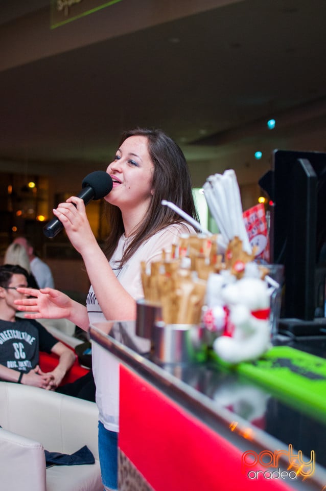 Karaoke Night, 