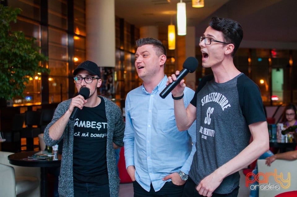 Karaoke Night, 