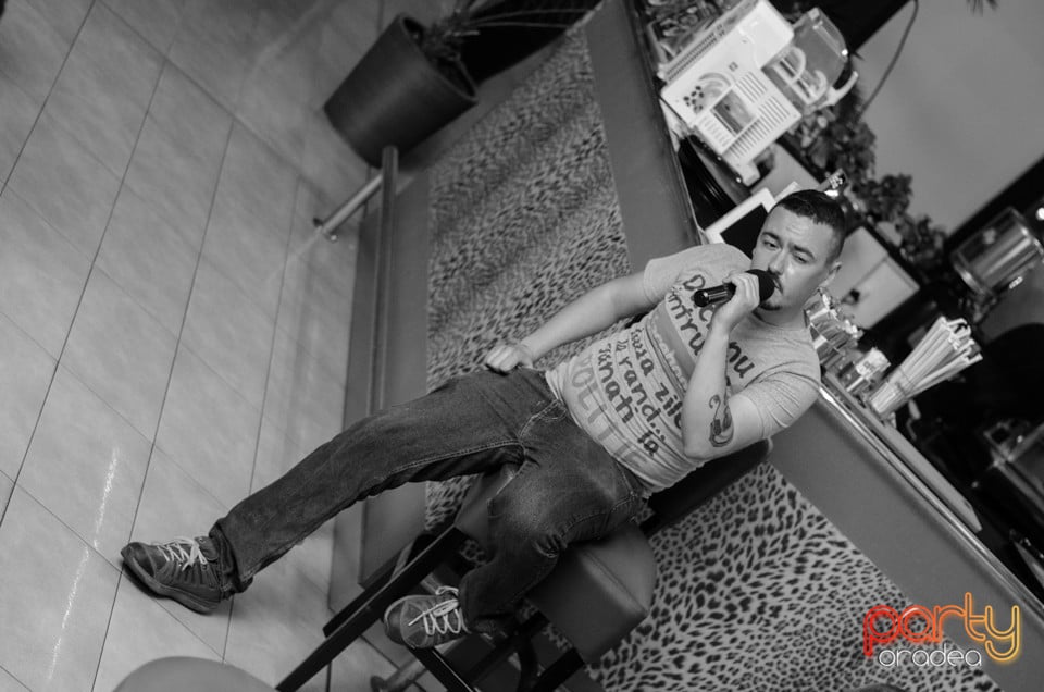 Karaoke Night, 
