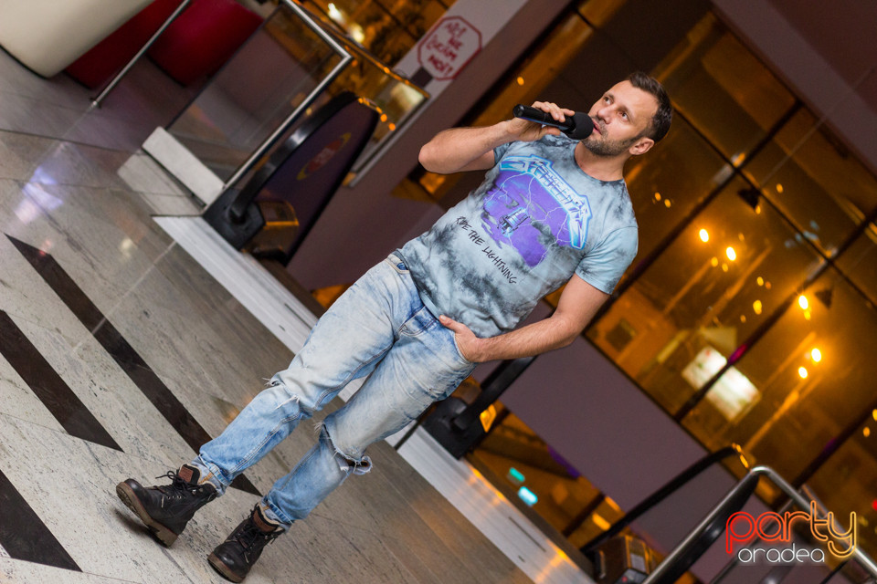 Karaoke Night, 